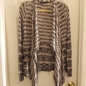 NWT INC Sweater
